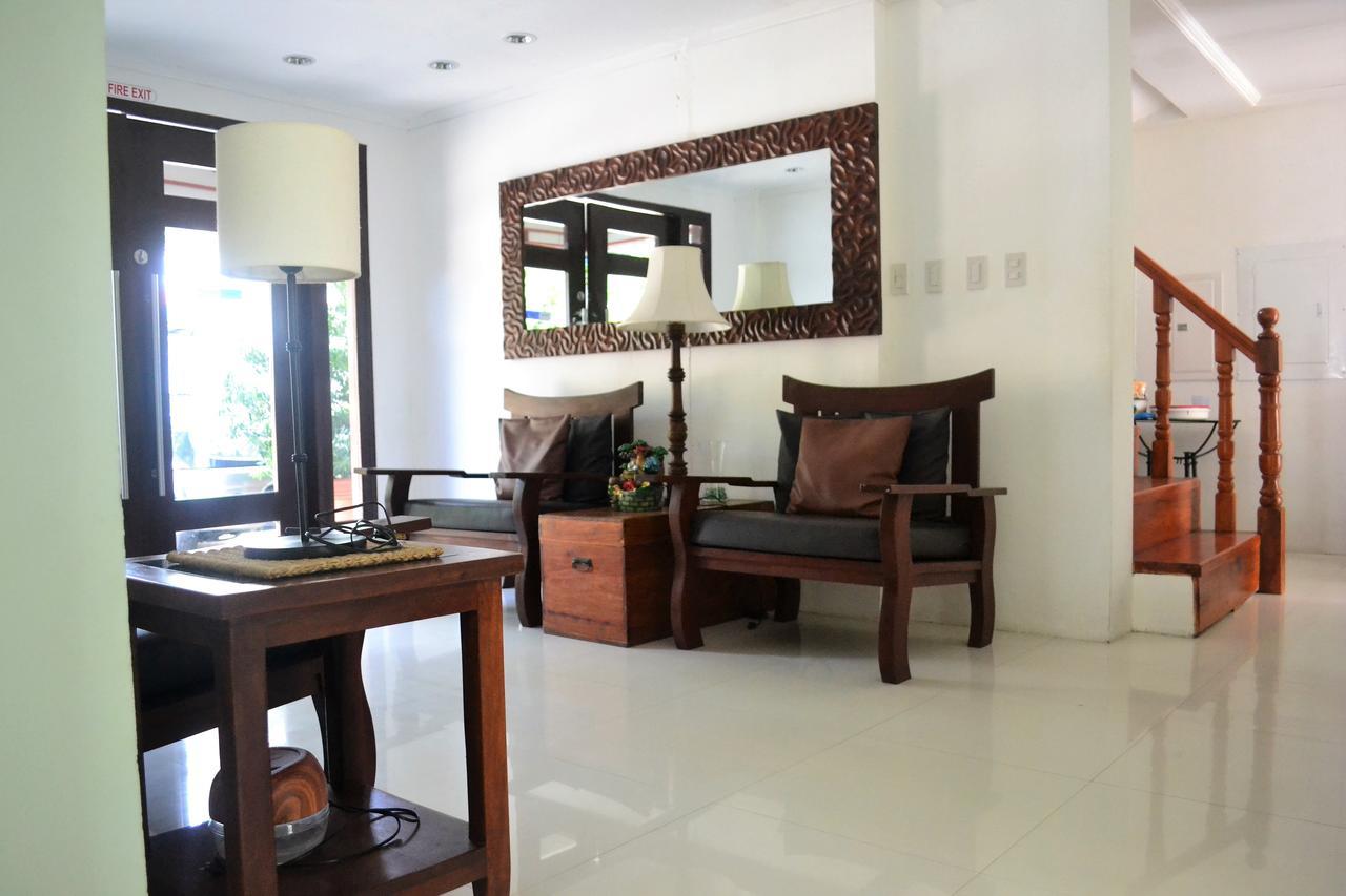 Hotel Lola Natividad Vigan Buitenkant foto